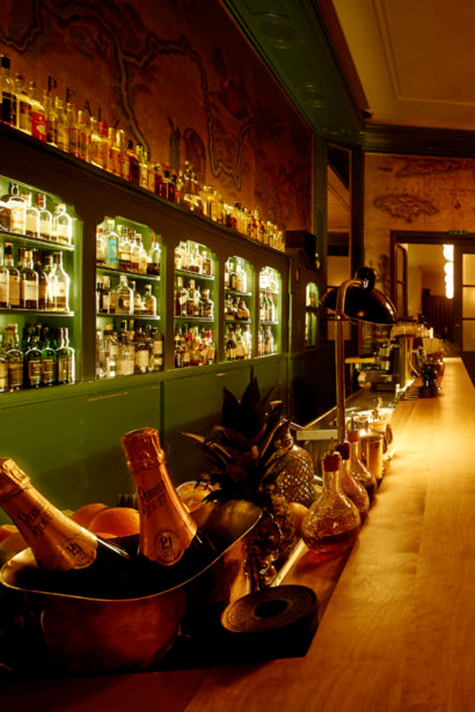 tipps fuer muenchen goldene bar 676x1014 tipps fuer muenchen goldene bar 676x1014