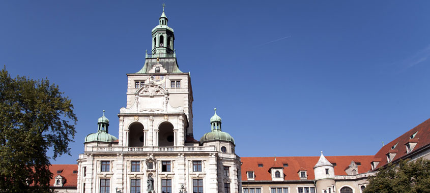 Das Bayerische Nationalmuseum lädt zu einem bunten Osternachmittag ein Ostereiersuche Bayerisches Nationalmuseum