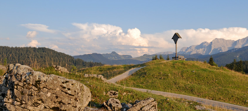 Berggottesdienst zum Erntedank auf der Winklmoosalm: Gipfelkreuz auf der Winklmoos-Alm